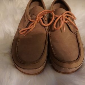 chaco moccasin